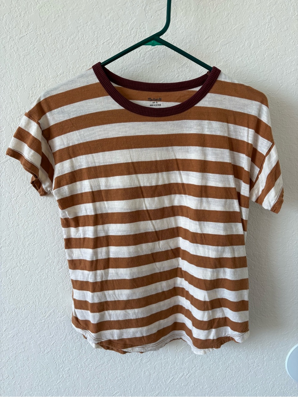 Madewell White and Brown Striped Tee with Maroon Crew Neck